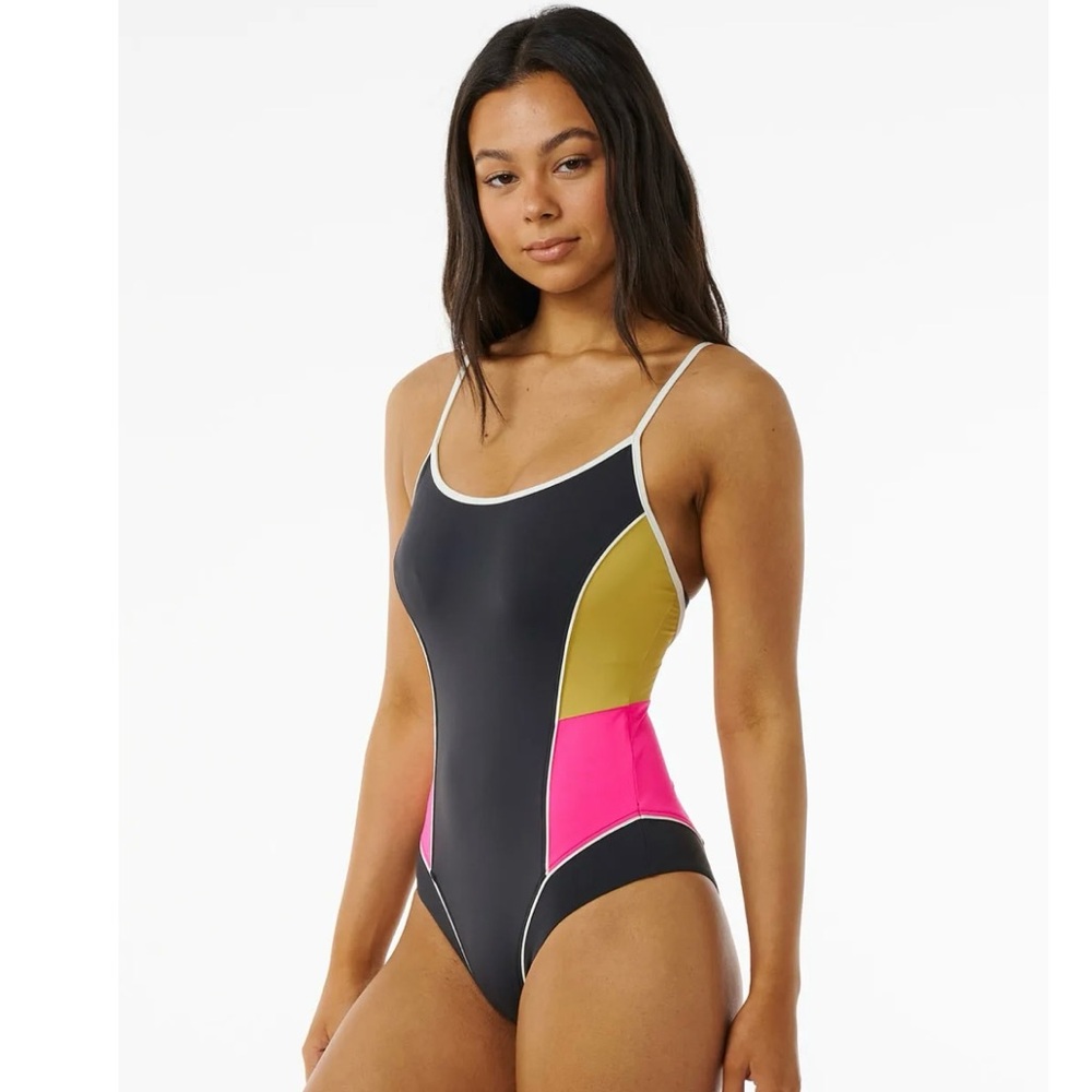 Rip Curl Hibiscus Heat One Piece Swimsuit black/ pink